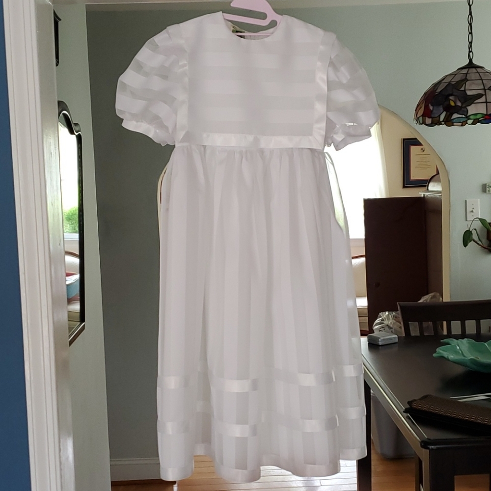 Girl's communion dress